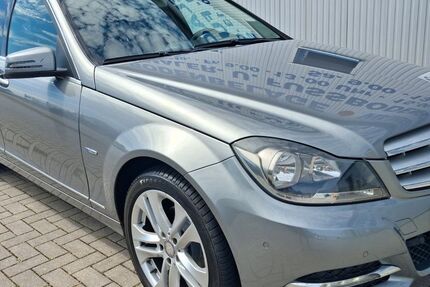 Mercedes-Benz C 180 125.000 km 9.999 &euro; Upgant- Schott 26529