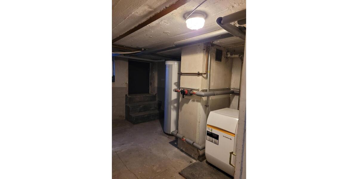 Einfamilienhaus Sankt Ingbert - 6 Zimmer, 120 m&sup2;, 168.000&euro; | Angebot:27092311
