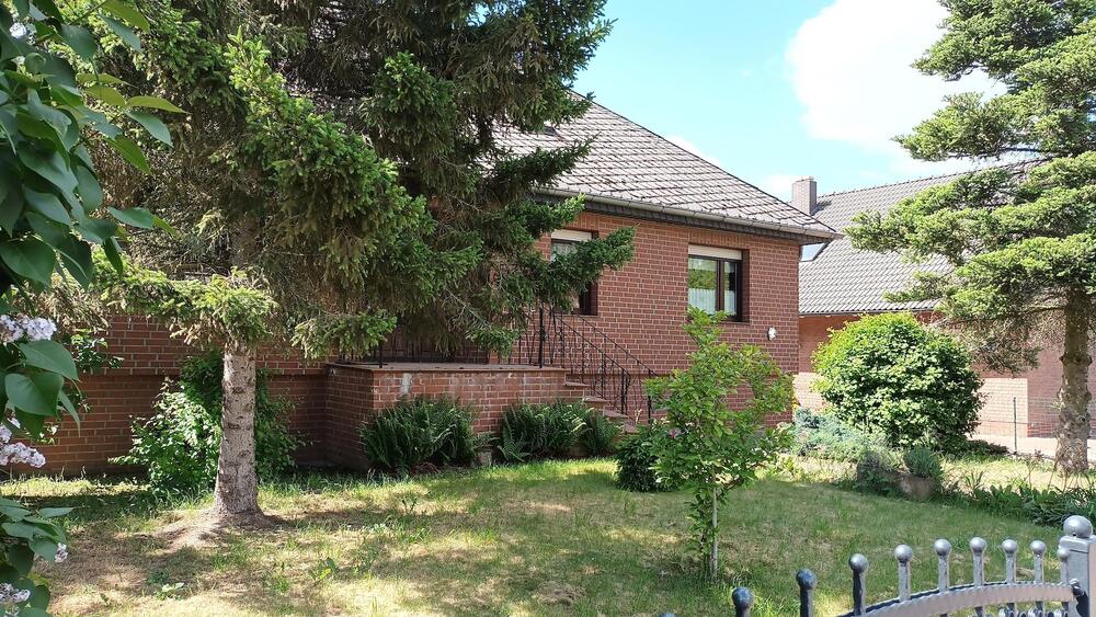 Solides Einfamilienhaus in Wolmirstedt mit universellem Entwicklungs-Potential - Einfamilienhaus Wolmirstedt Wolmirstedt | Angebot:27285641