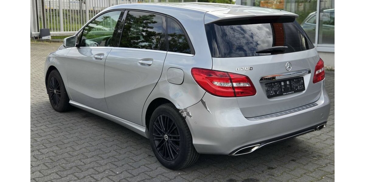 Mercedes-Benz B 200 BlueEfficiency Automatik/Xenon 100.360 km 6.900 &euro; Wilsdruff 01723
