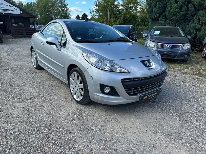 Peugeot 207 110.000 km 5.890 € Berlin 13127