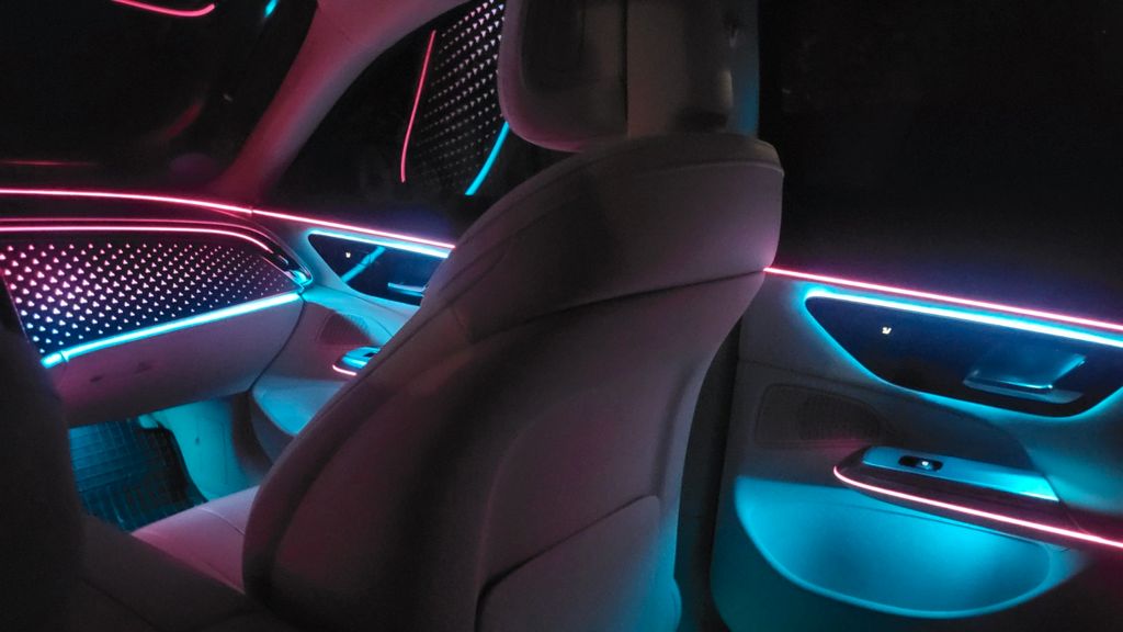 Mercedes-Benz E 220 33.300 km 49.999 &euro; Farchant 82490