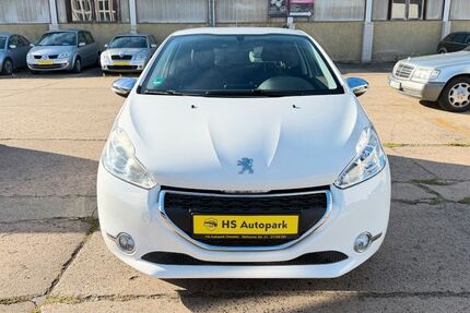 Peugeot 208 143.253 km 3.900 &euro; Dresden 01159