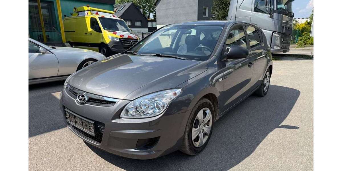 Hyundai i30 170.332 km 2.780 &euro; Krefeld 47809