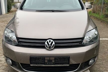 VW Golf 101.800 km 6.399 &euro; Mainz-Kastel 55252