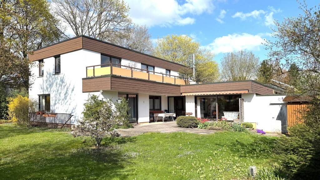 Mehrfamilienhaus, Wohnhaus Villingen-Schwenningen Villingen - 9 Zimmer, 197 m&sup2;, 640.000&euro; | Angebot:26402783