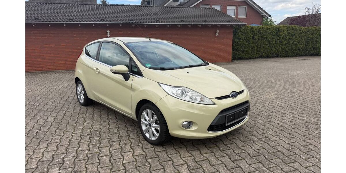Ford Fiesta 92.000 km 3.250 &euro; Ascheberg 59387