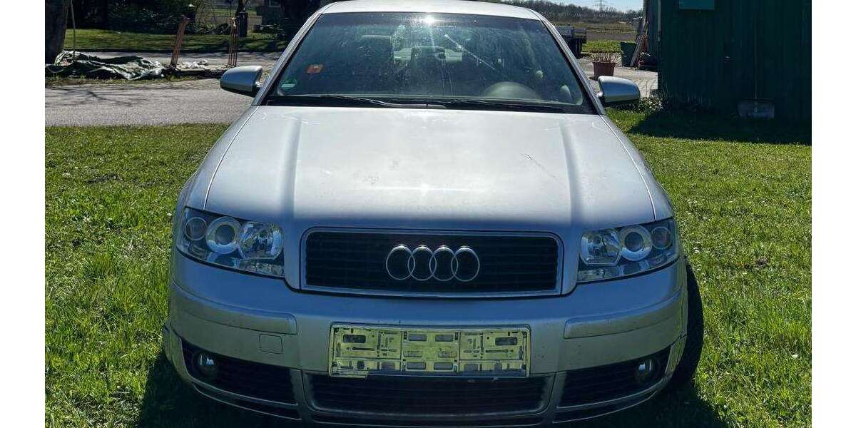 Audi A4 204.000 km 3.100 &euro; Furth 84095