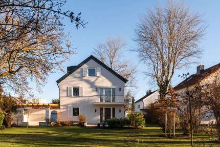 Haus München Thalkirchen-Obersendling-Forstenried-Fürstenried-Solln - 8 Zimmer, 155 m&sup2;, 4.540&euro; | Angebot:24975995