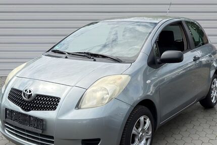 Toyota Yaris 152.018 km 2.500 &euro; Neitersen 57638