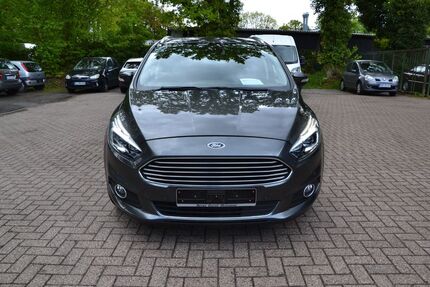 Ford S-Max 120.400 km 16.900 &euro; Oldenburg 26125