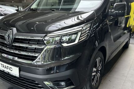 Renault Trafic 2.500 km 59.990 &euro; Dresden 01257