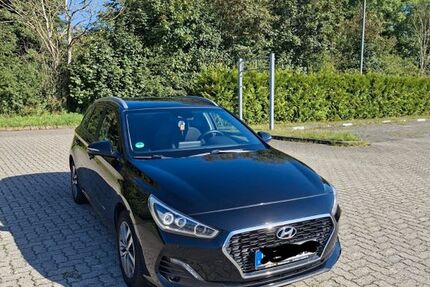 Hyundai i30 127.000 km 13.500 &euro; Flensburg 24937