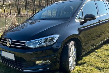 VW Touran 122.500 km 15.500 &euro; Uslar 37170
