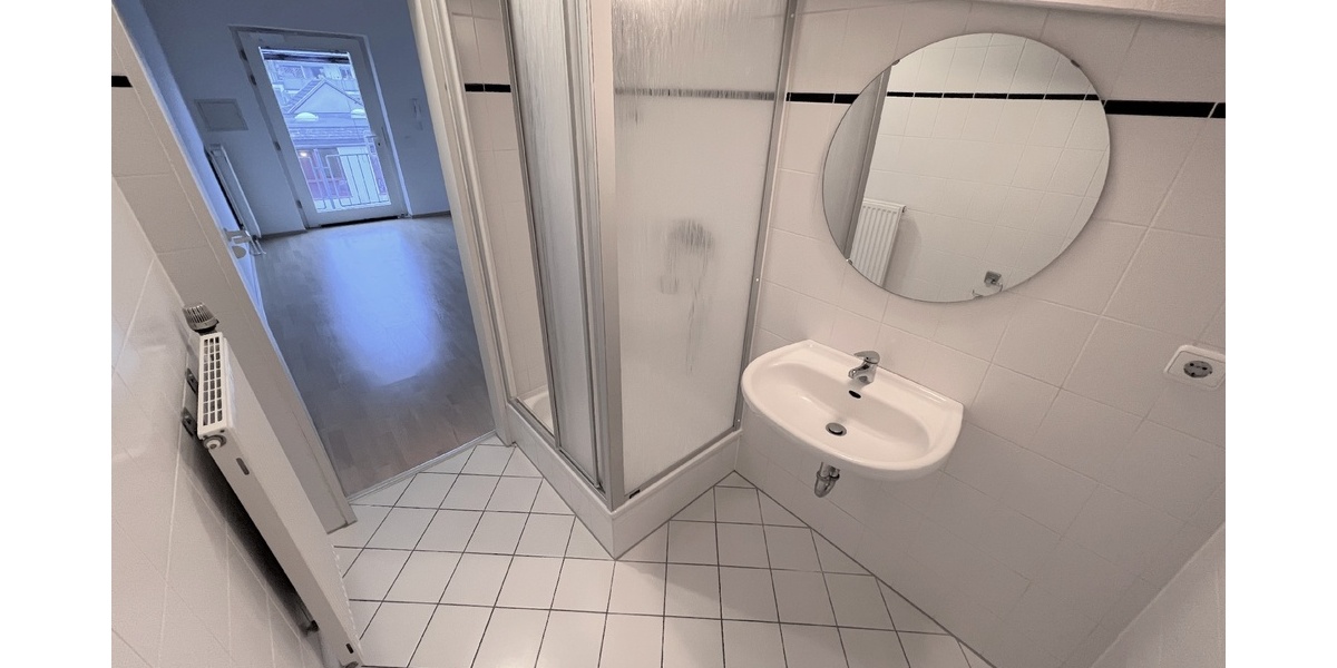 2-Zimmer-Dachgeschoss-Wohnung mit hohen Decken in Oberpleis - Dachgeschoßwohnung Königswinter Oberpleis | Angebot:26531230