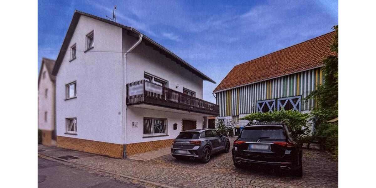 Provisionsfreies Einfamilienhaus mit viel Platz u. Scheune 6 zimmer