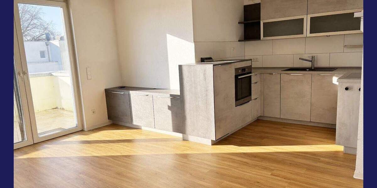 Helle, moderne 4 ZW & Dachterrasse, Tageslichtbad mit Wanne & Dusche, Hauswirtschaftsraum, Gäste-WC 4 zimmer