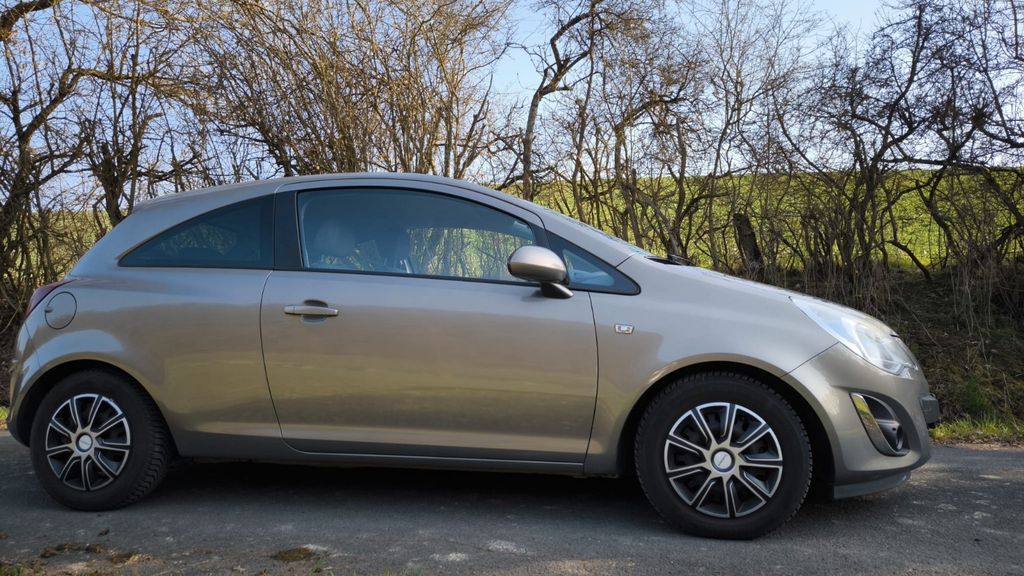 Opel Corsa 99.100 km 4.150 &euro; Selters 65618