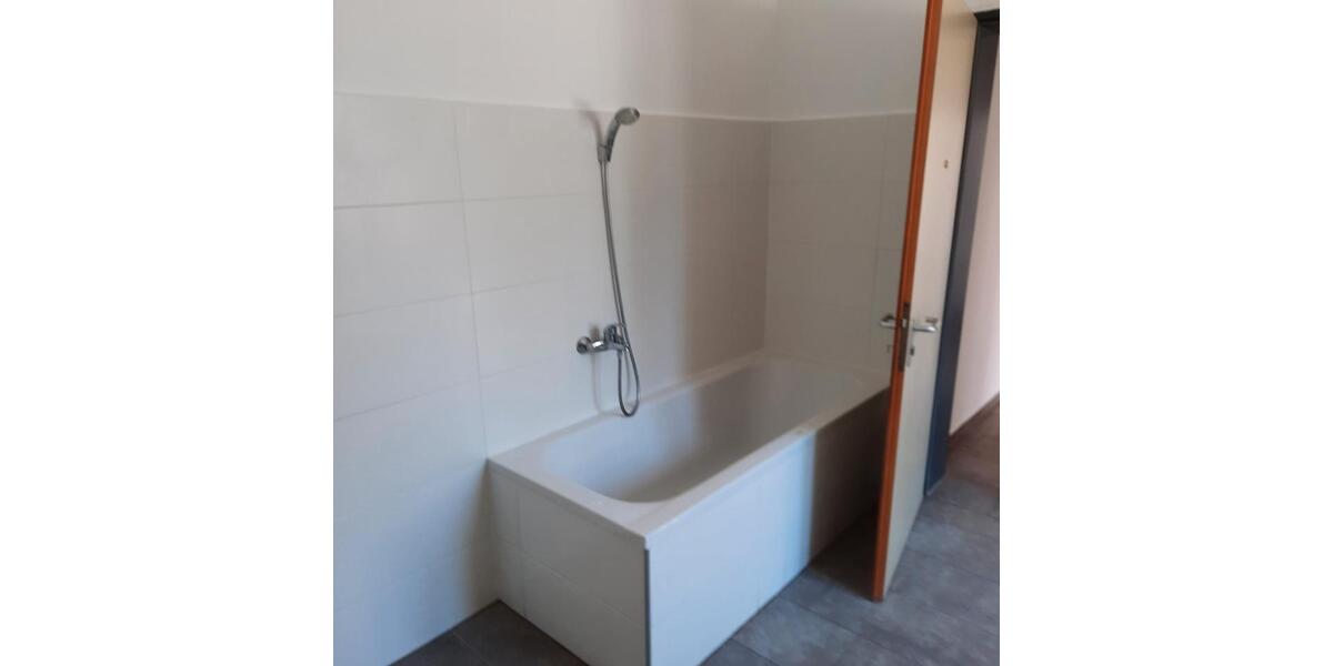 Erdgeschoßwohnung Rotthalmünster - 4 Zimmer, 110 m&sup2;, 750&euro; | Angebot:26367703
