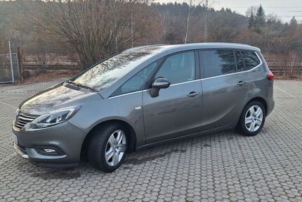 Opel Zafira Tourer 188.000 km 8.400 &euro; Villingendorf 78667