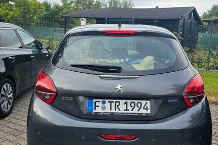 Peugeot 208 180.080 km 6.400 € Raunheim 65479