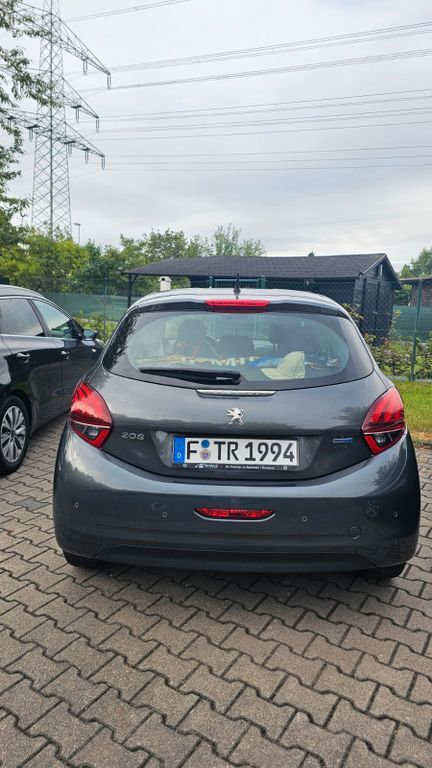 Peugeot 208 180.080 km 6.400 € Raunheim 65479