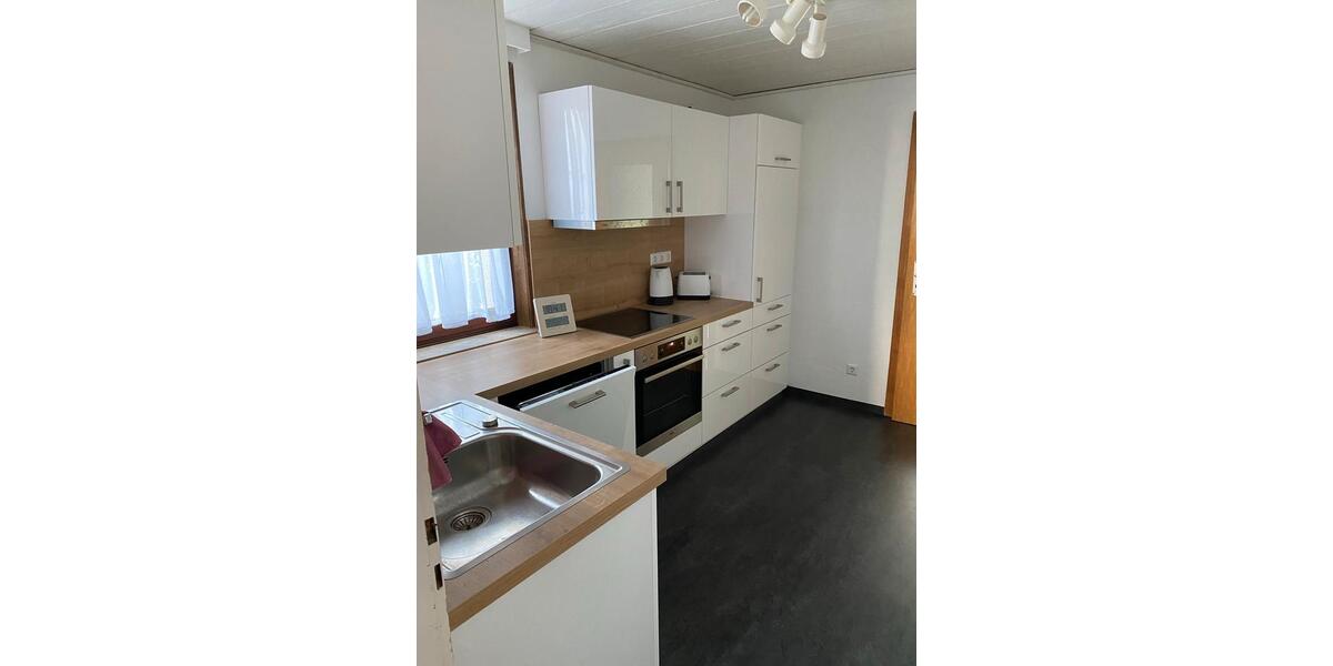 Wohnen auf Zeit Bad Dürrheim - 1 Zimmer, 100 m&sup2;, 420&euro; | Angebot:26305245