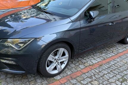 Seat Leon 66.000 km 15.500 &euro; Berlin 10318