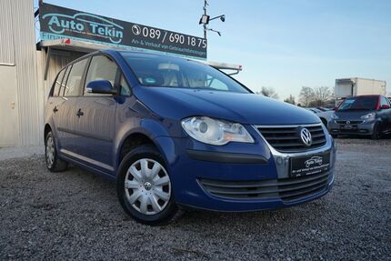 VW Touran 281.332 km 3.490 &euro; München 81829