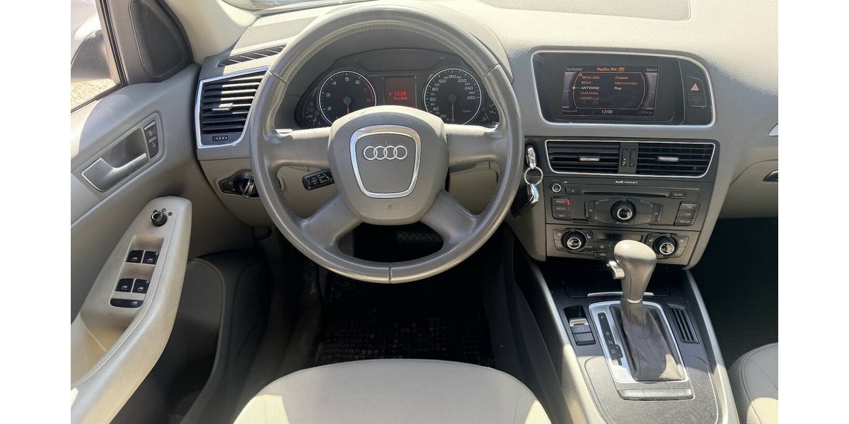 Audi Q5 2.0 TFSI quattro Automatik Xenon Tempomat 100.000 km 11.900 &euro; Altdorf 84032