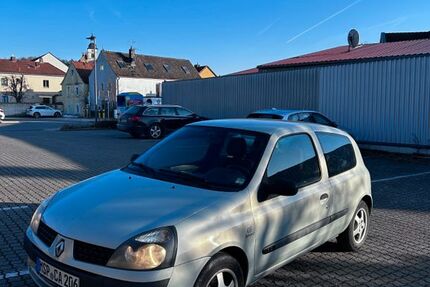Renault Clio 130.000 km 599 &euro; Arnstein 97450