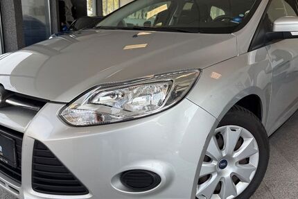Ford Focus 228.720 km 2.999 € Golzheim 52399