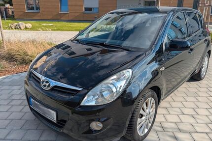 Hyundai i20 202.000 km 3.500 &euro; Schwedt 16303
