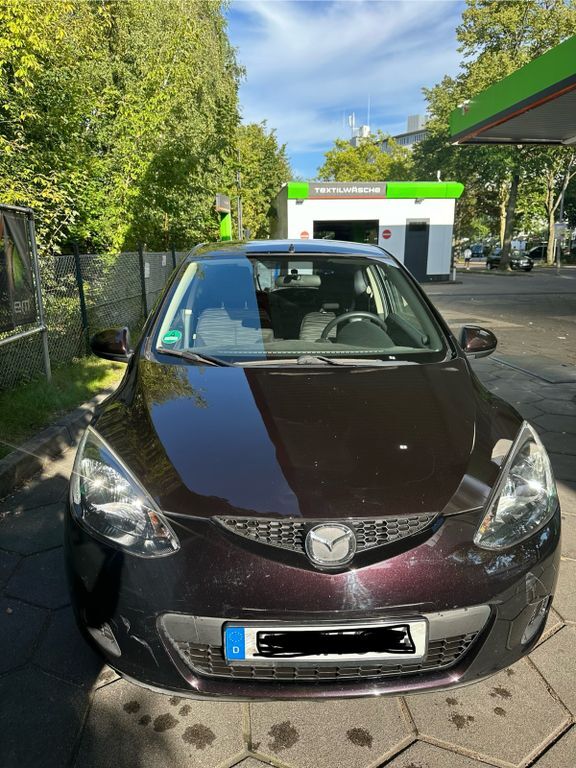 Mazda 2 140.000 km 2.900 € Berlin 13403