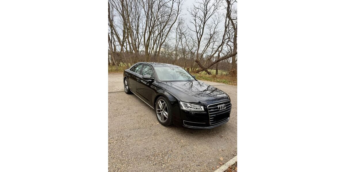 Audi A8 61.950 km 32.000 &euro; Luckenwalde 14943