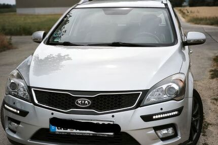 Kia ceed / Ceed 162.000 km 3.200 &euro; Ulm 89075