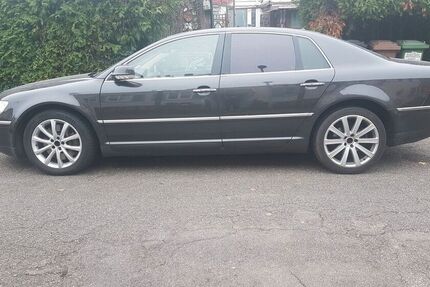 VW Phaeton