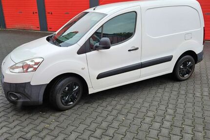 Peugeot Partner 108.000 km 5.200 € Gladbeck 45964