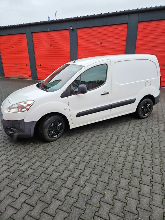 Peugeot Partner 108.000 km 5.200 € Gladbeck 45964