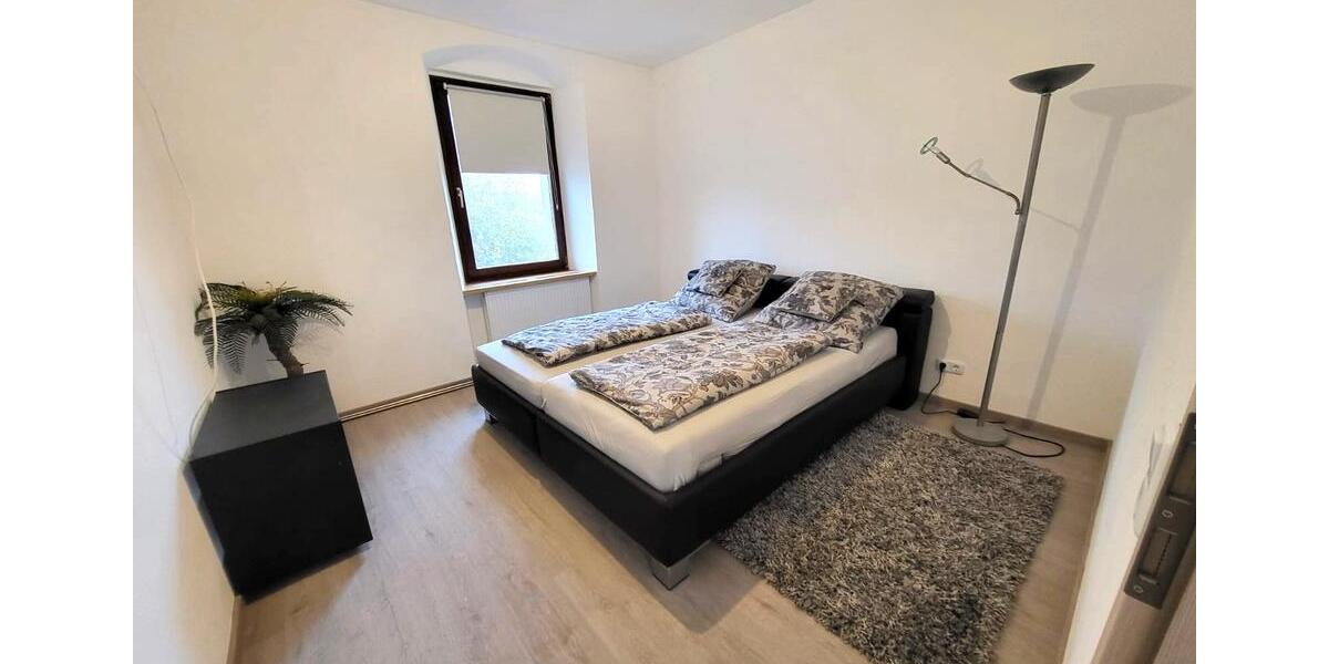 Mehrfamilienhaus, Wohnhaus Teunz - 9 Zimmer, 300 m&sup2;, 520.000&euro; | Angebot:27226370