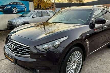 INFINITI FX 149.056 km 11.999 &euro; Berlin 13127