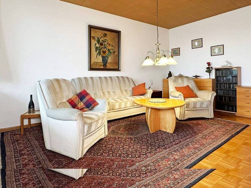Komfort und Anbindung! Blick auf Leinecenter! Messezentrum gut erreichbar!