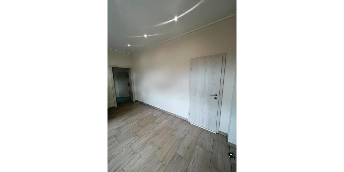 Einfamilienhaus Apen - 9 Zimmer, 135 m&sup2;, 319.000&euro; | Angebot:27120580