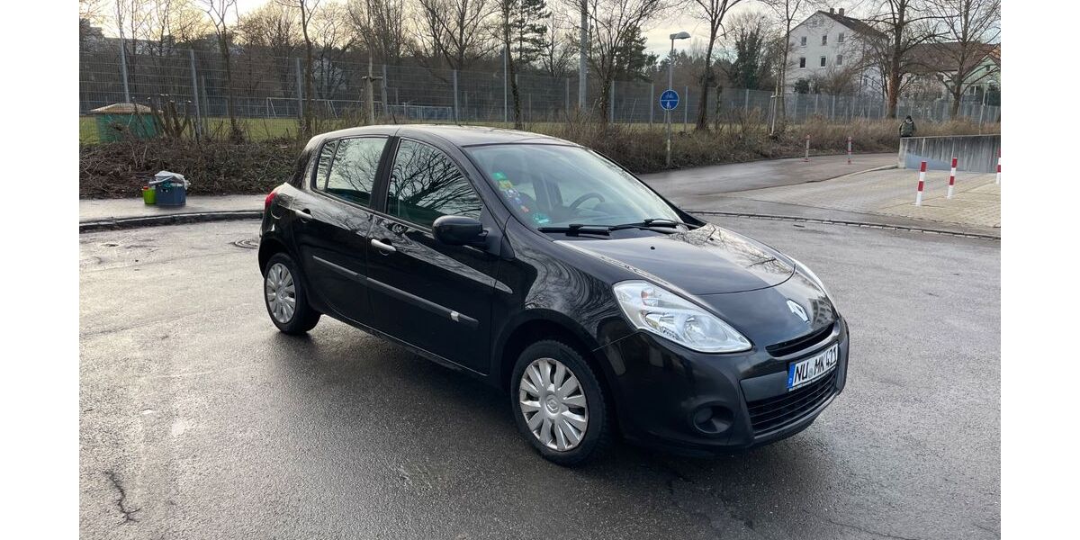 Renault Clio 225.000 km 1.800 &euro; Ulm 89081