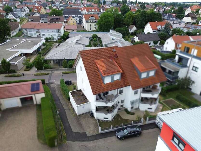 Haus zum Kaufen in Waldstetten 545.000 € 200 m²