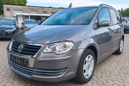 VW Touran 135.000 km 5.990 &euro; Frankfurt am Main 65933