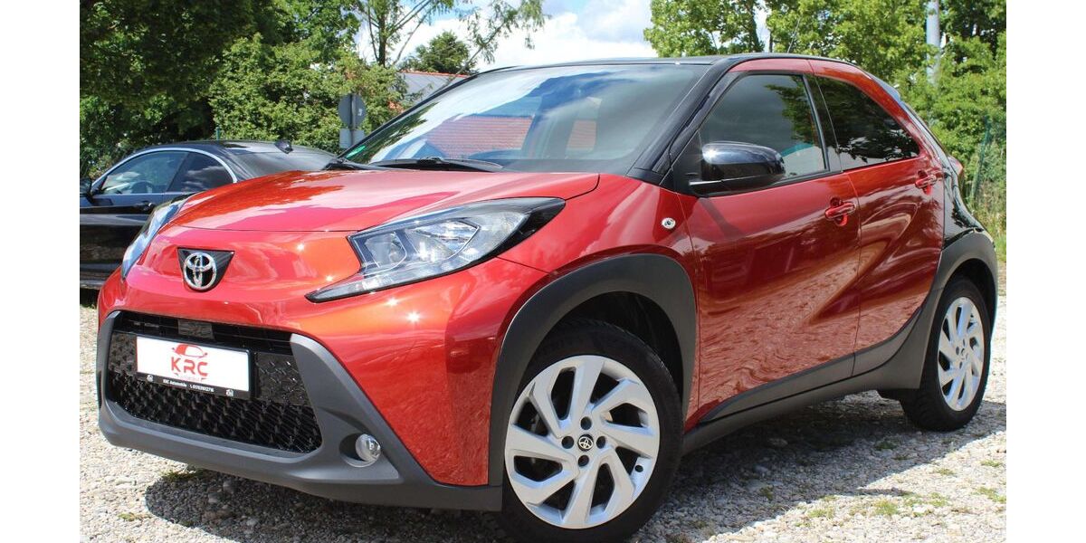 Toyota Aygo (X) 18.000 km 14.900 &euro; Königsbrunn 86343