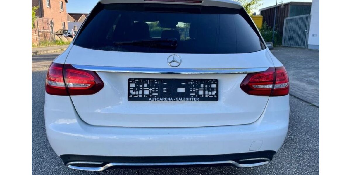 Mercedes-Benz C 250 268.000 km 12.500 &euro; Lübeck 23560