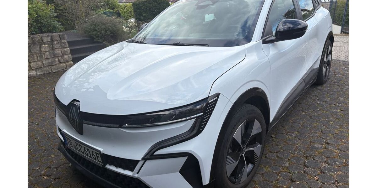 Renault Megane E-TECH 38.000 km 22.500 &euro; Trier 54296