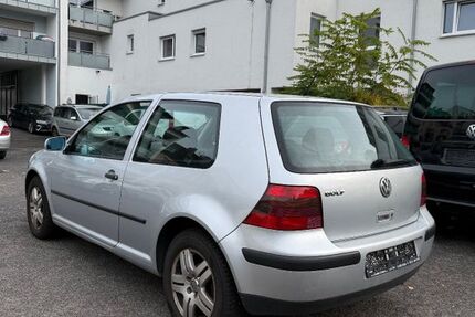 VW Golf 165.936 km 1.699 &euro; Bonn 53111